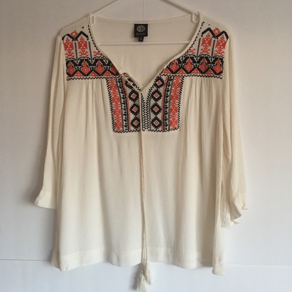 Bobeau Embroidered Boho Peasant Top Size S